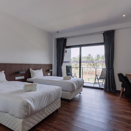 Roxy Sematan Villa & Townhouse 外观 照片