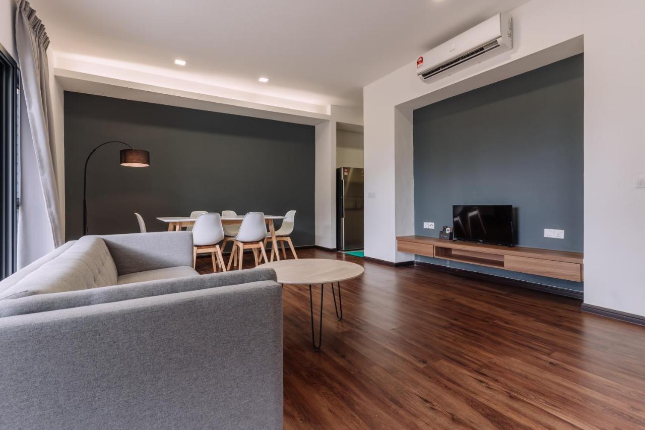 Roxy Sematan Villa & Townhouse 外观 照片
